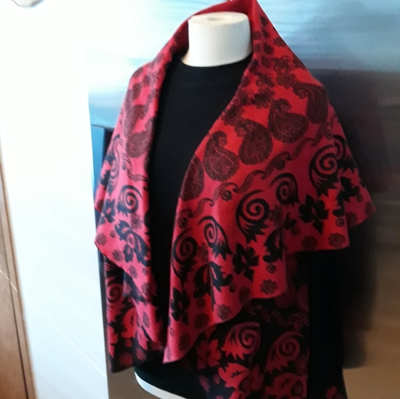 Vintage Shawl/ Sweater  A131 - Picture 2 of 14